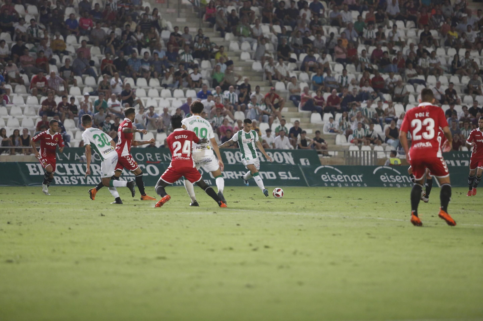 Las imágenes del Córdoba-Gimnástic de Tarragona