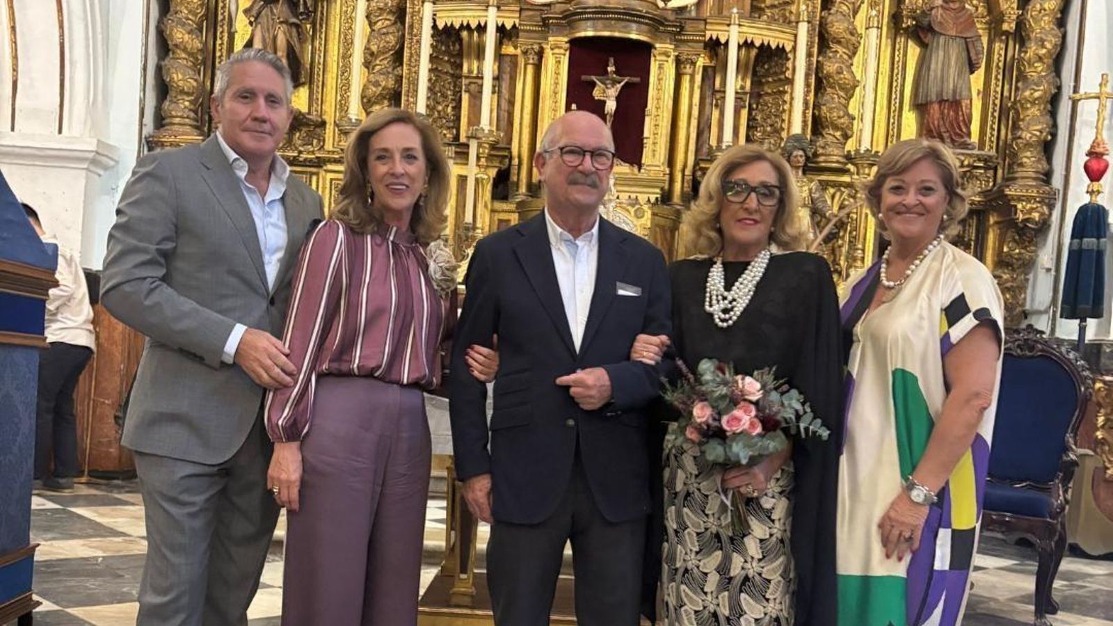 El matrimonio Sacaluga Cornejo con Miguel González, Tati Cornejo y Mari Paz Cornejo.