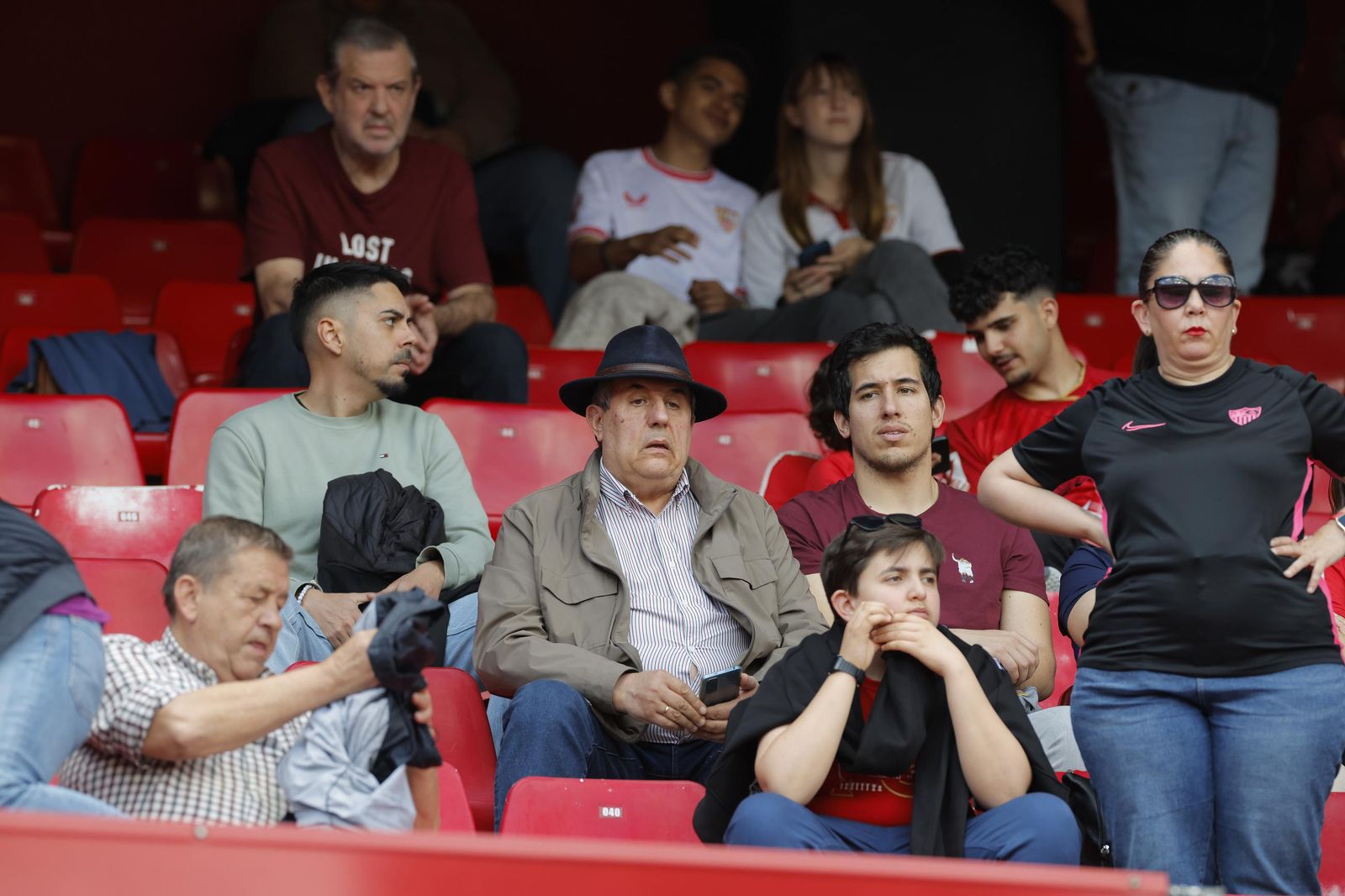 Búscate en las fotos del Sevilla Fc - Atlético de Madrid
