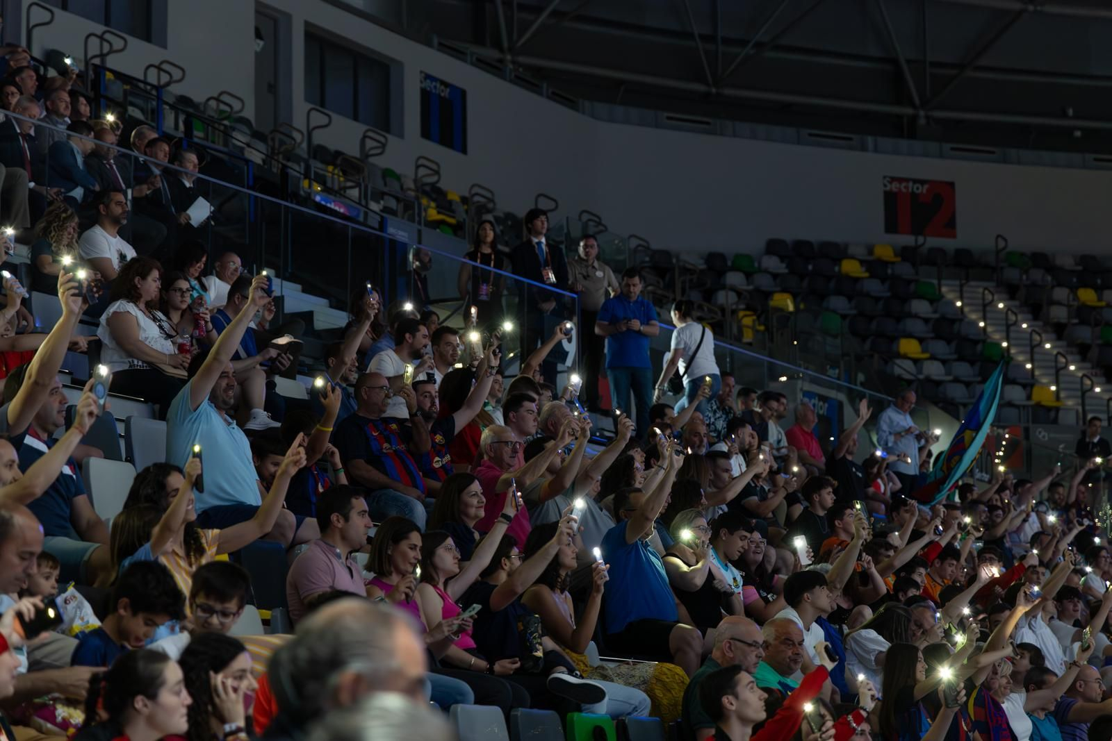 Ambientazo en la final de la Copa del Rey de balonmano de Jaén, en imágenes