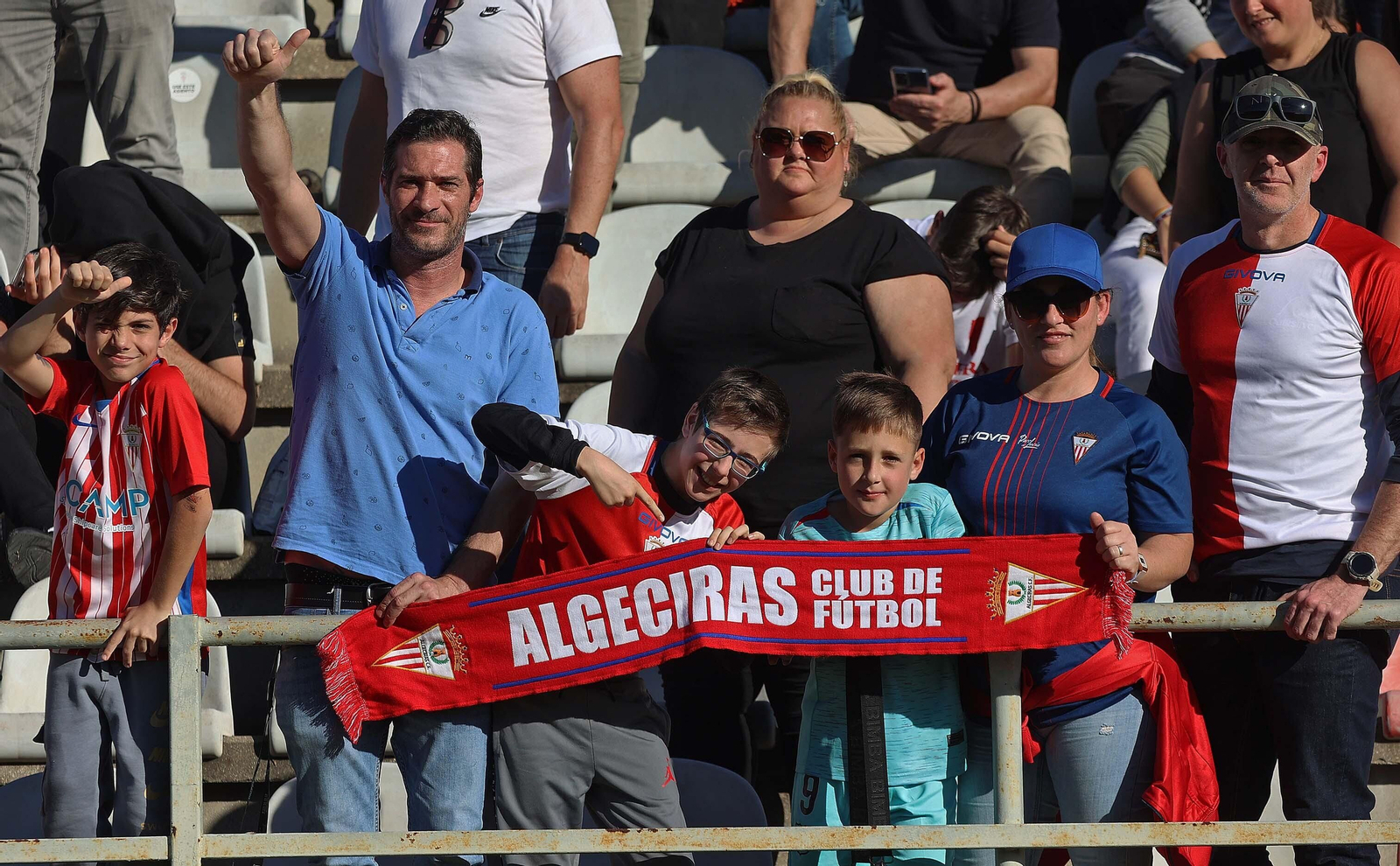 Búscate en el Nuevo Mirador durante el Algeciras - Real Madrid Castilla de Primera Federación