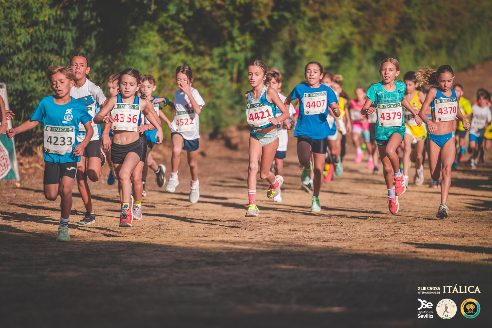 Búscate en las fotos del Cross de Itálica 2025 | 9