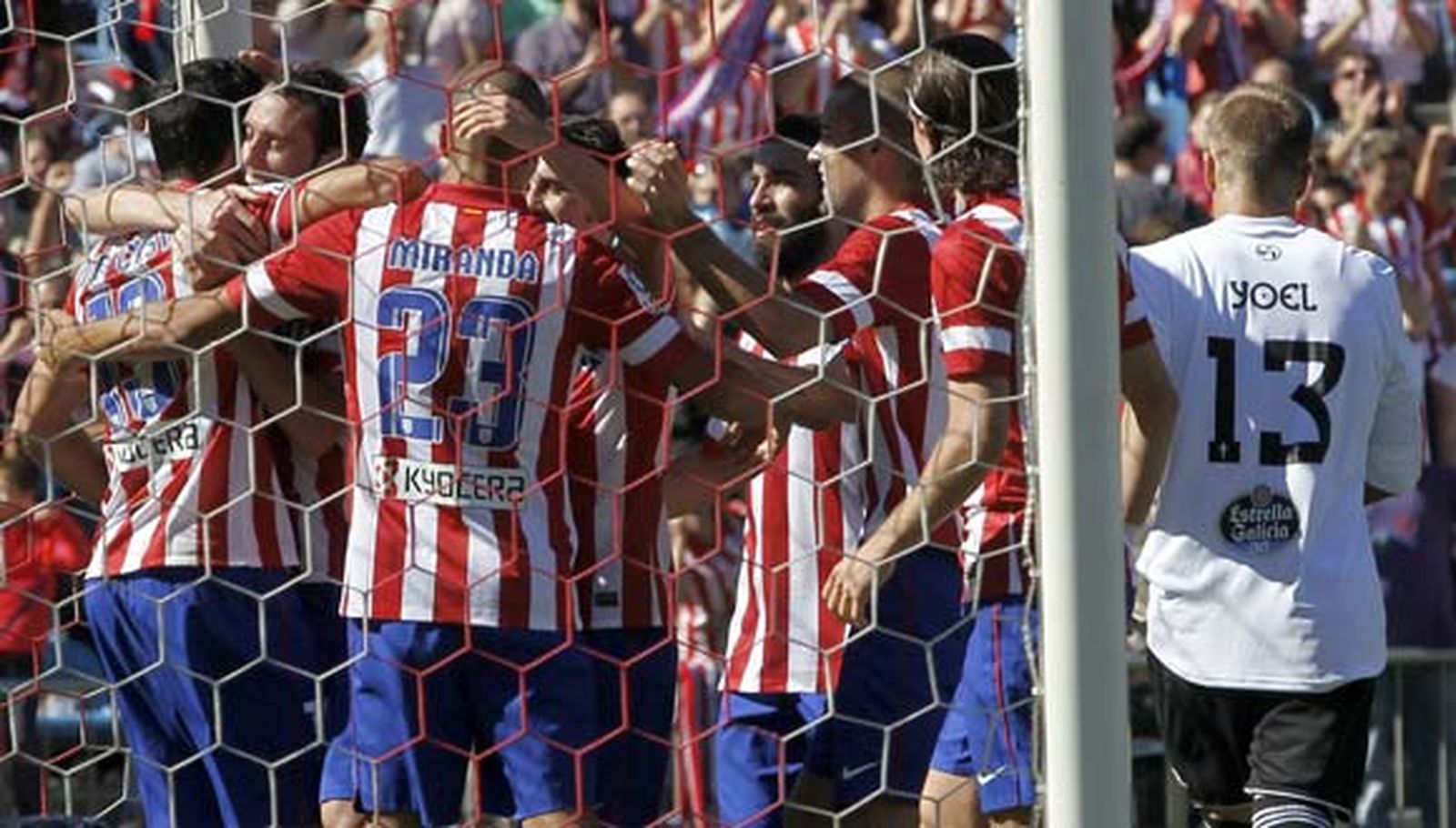 El Atlético vence al Celta y mantiene el pulso por el liderato con el Barça (2-1)
