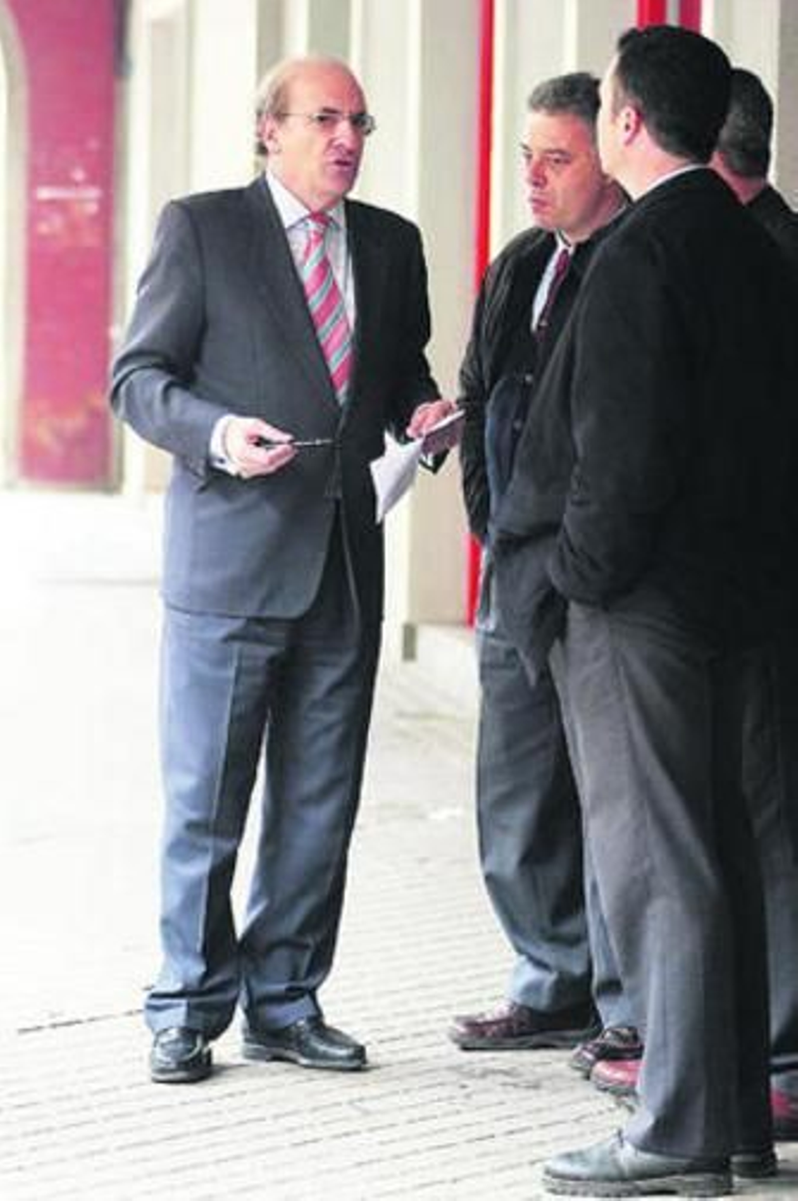 Rodríguez abre hueco en Huelva