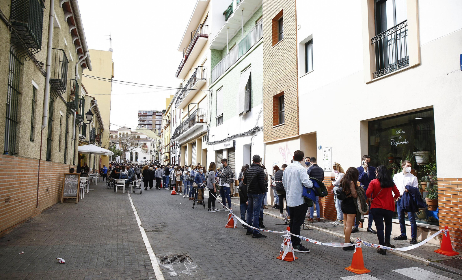 Las fotos del Lunes Santo en Málaga: la devoción en el barrio de La Trinidad