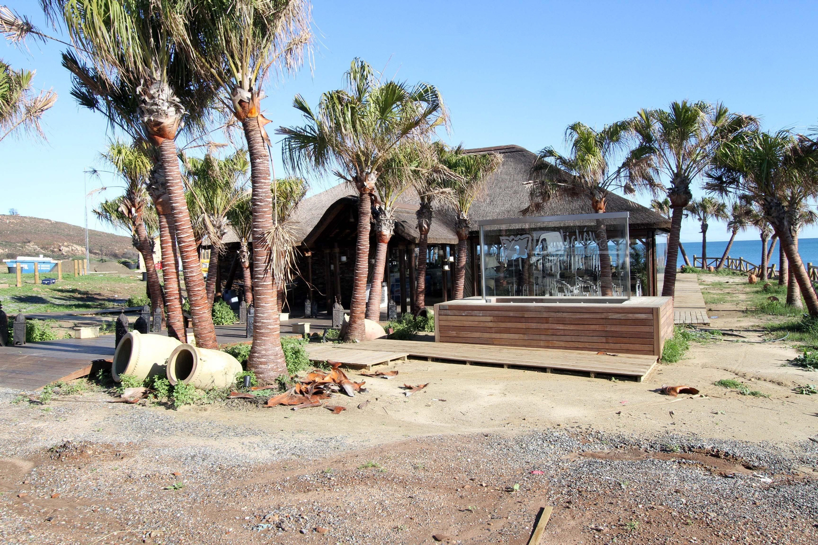 El chiringuito que permanece cerrado desde septiembre.