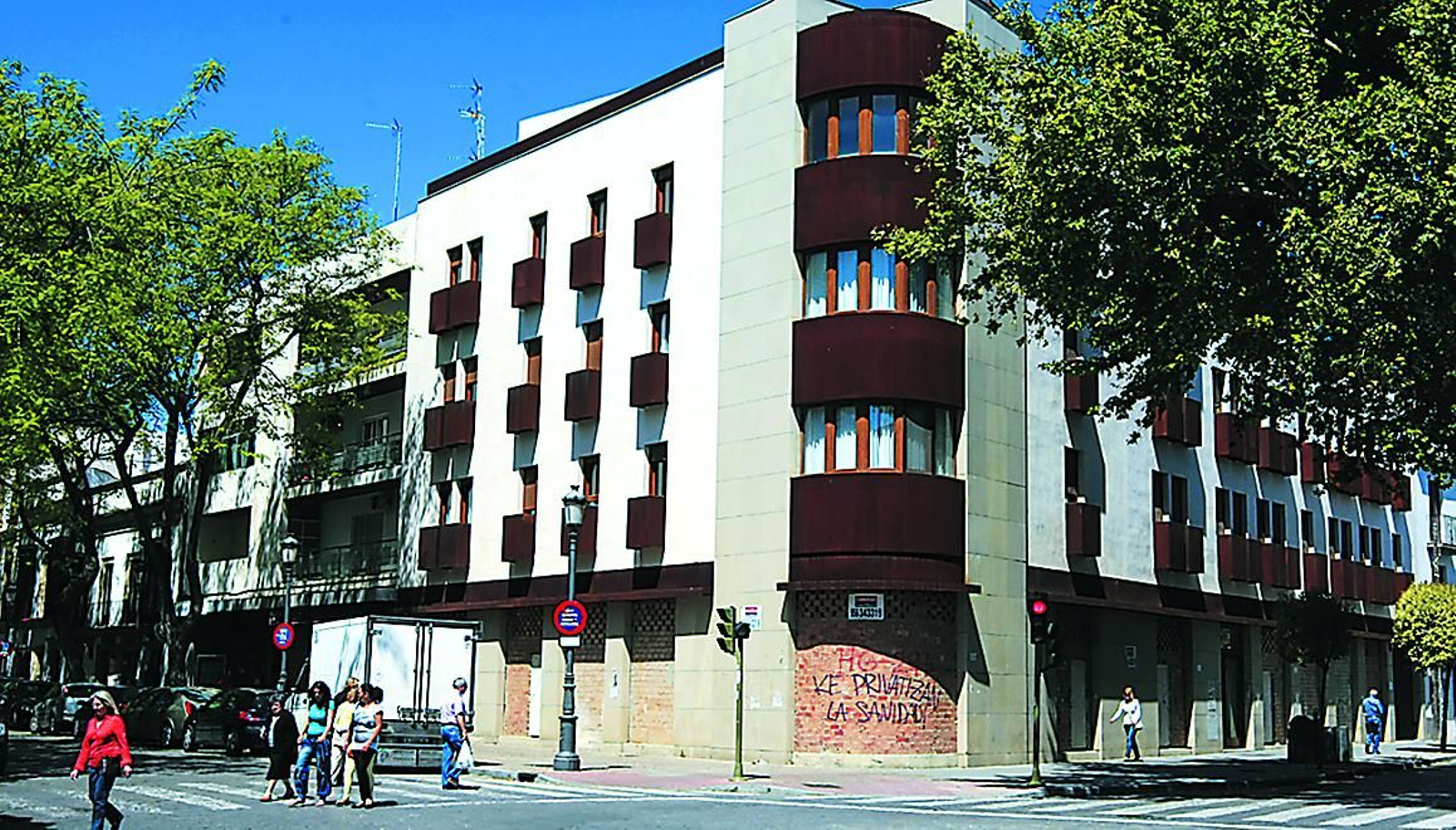 De cine a discoteca y a bloque de pisos De cine a discoteca y a bloque de pisos