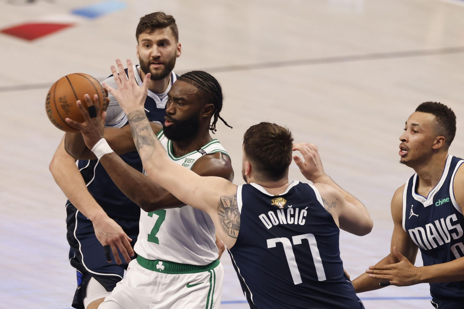 Las mejores fotos del tercer partido de la final de la NBA