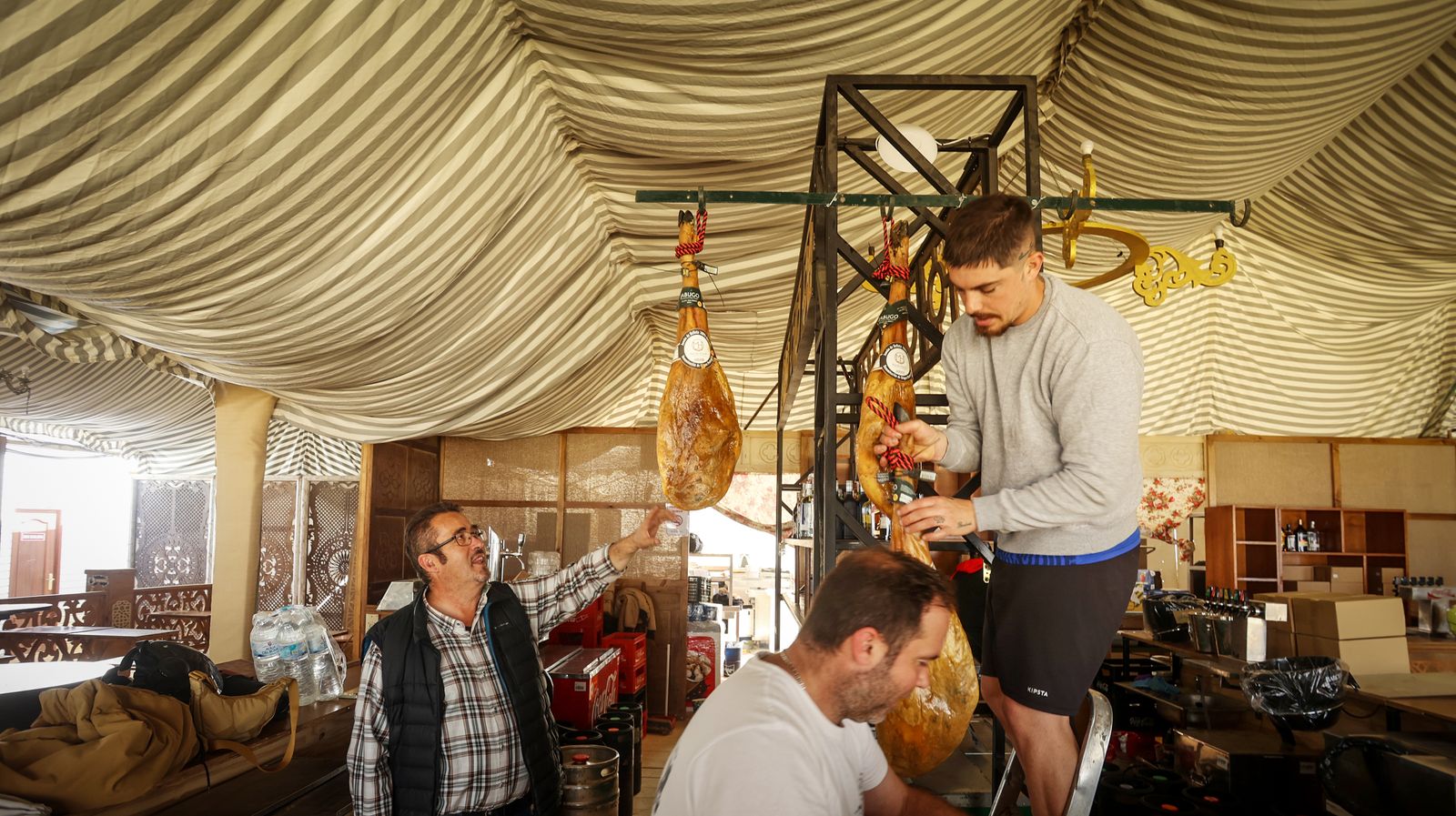 Imágenes de los preparativos para la Feria del Caballo 2024