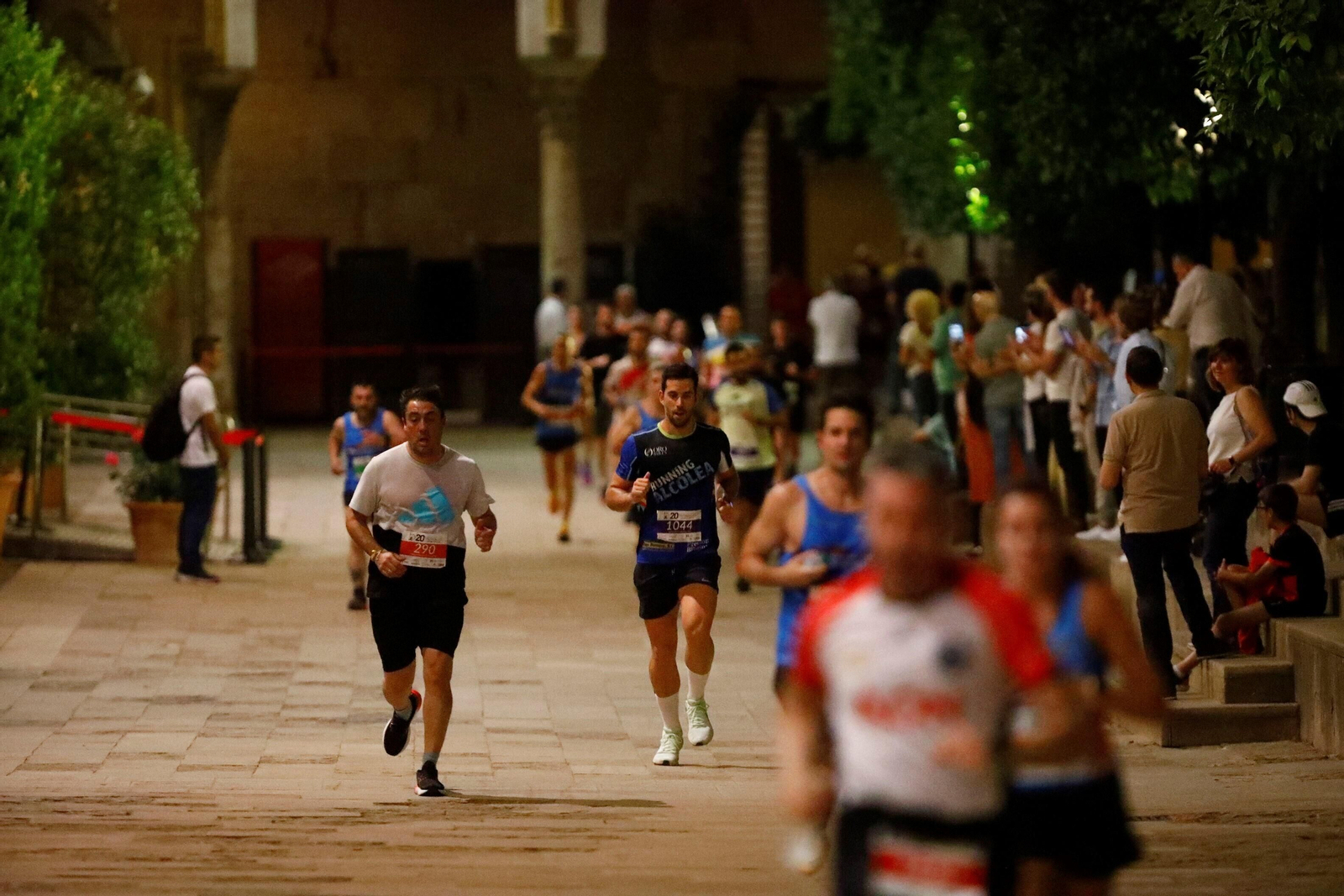 Las mejores fotos de la XX edición de la Nocturna Trotacalles en Córdoba