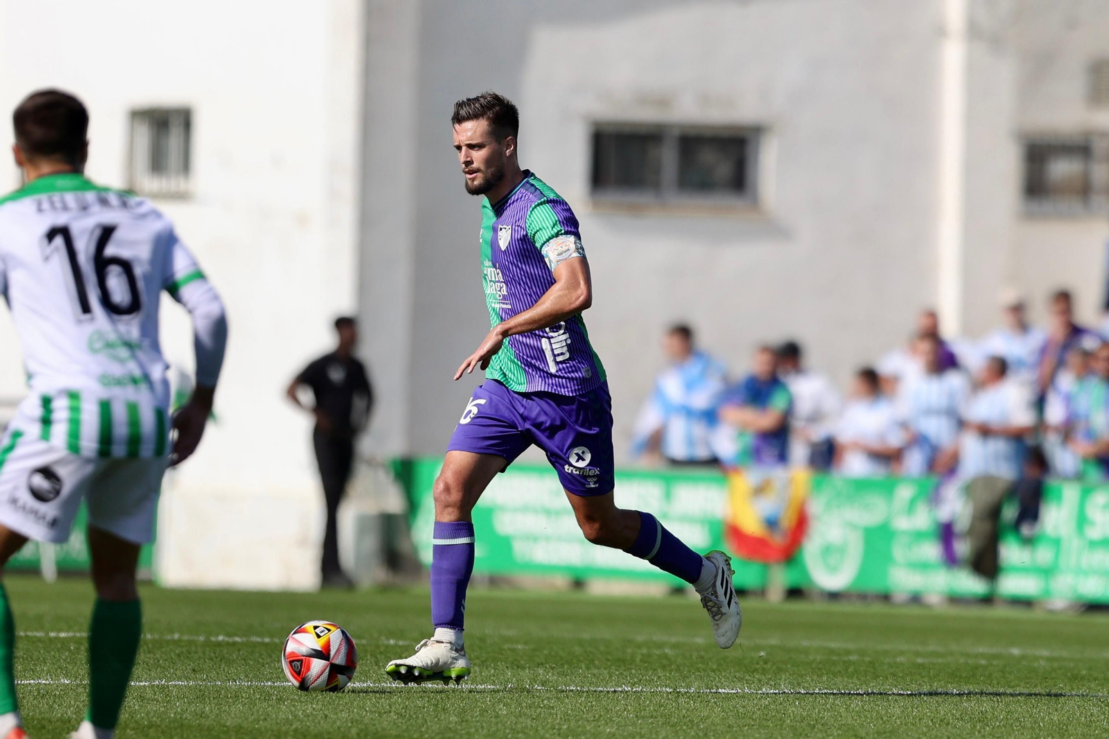 El Atlético Sanluqueño - Málaga CF, en fotos
