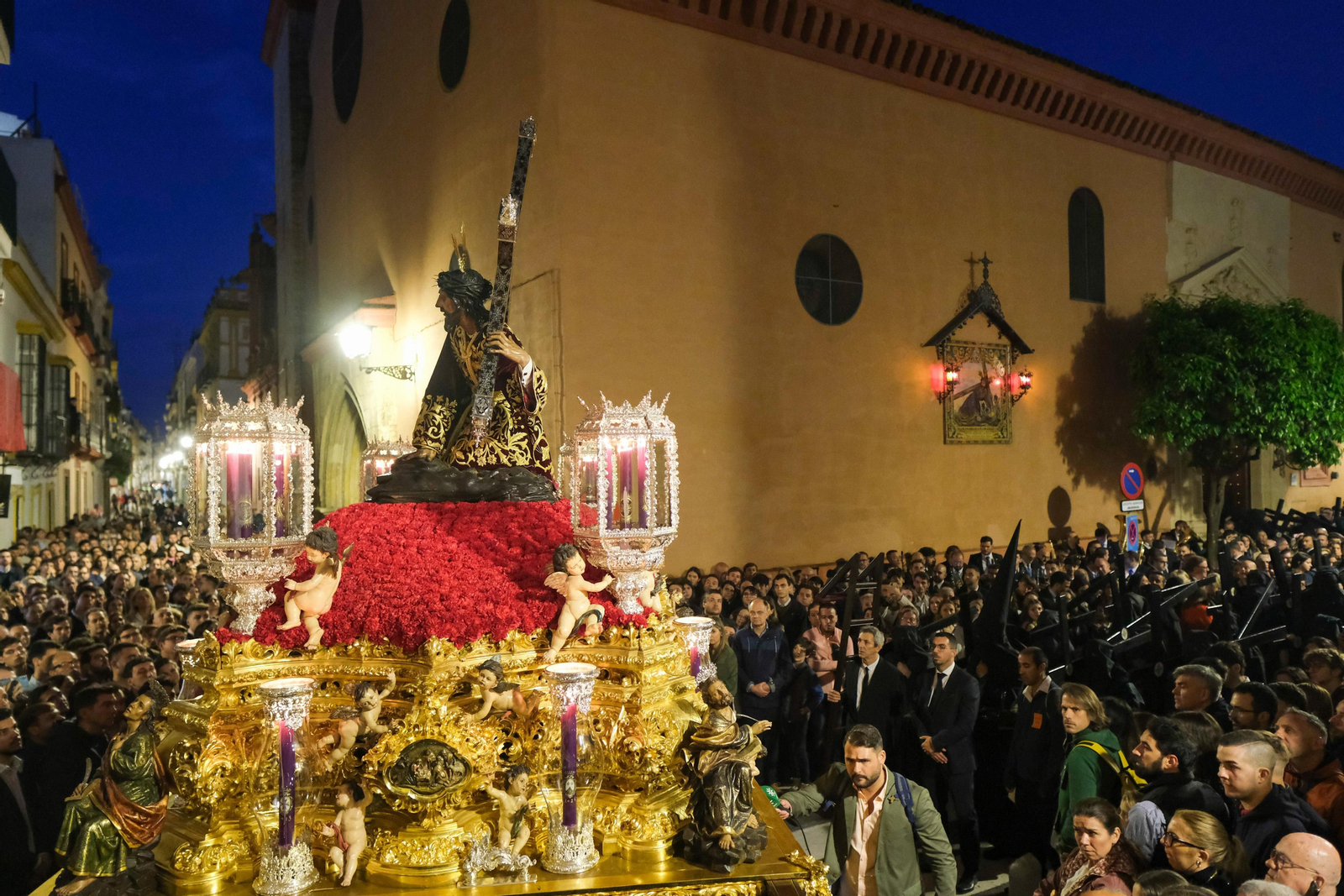 Las imágenes de la Hdad de las Penas de San Vicente de Sevilla Semana Santa 2024