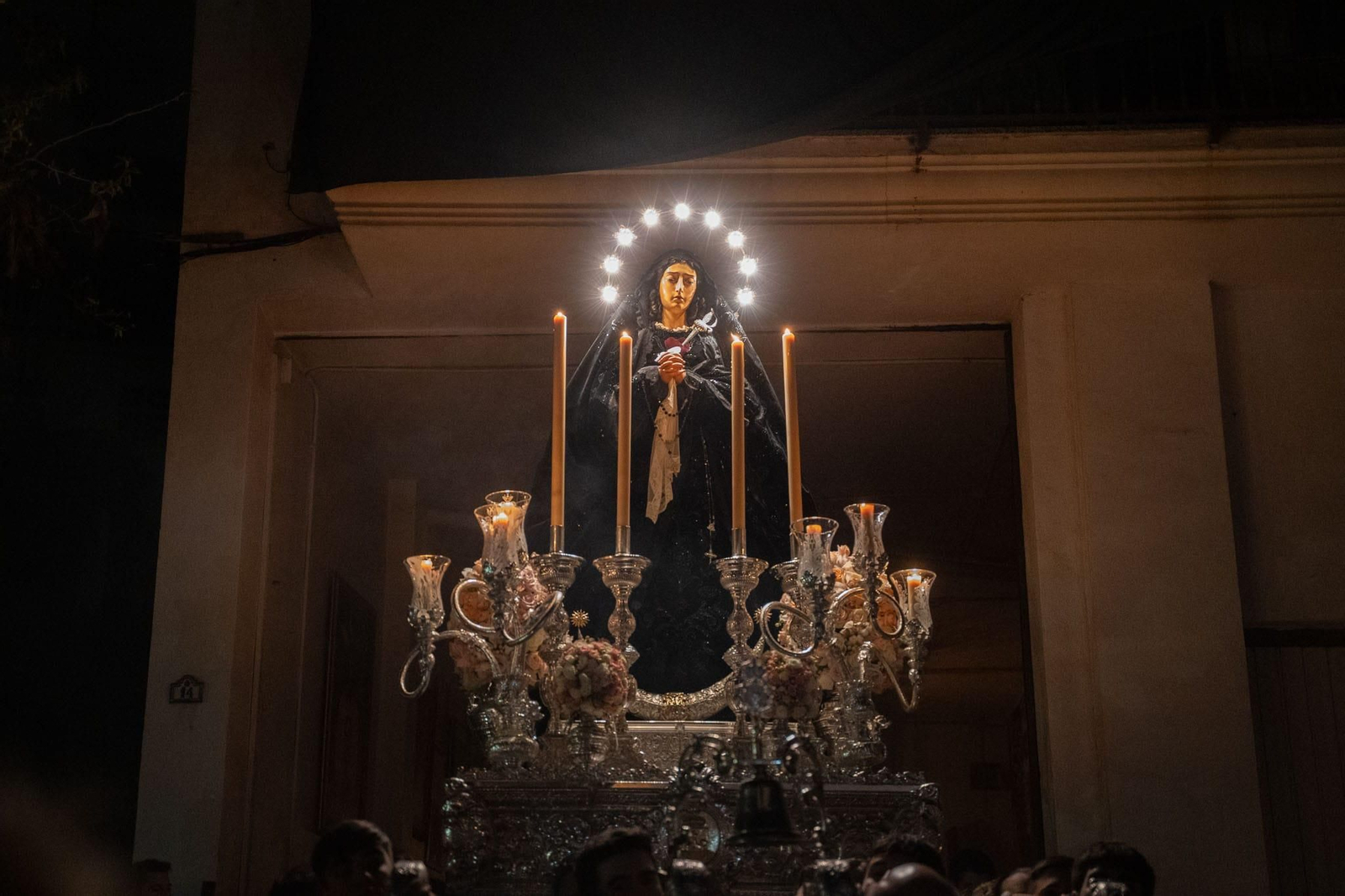 El Yacente y el Cristo de la Redención el Viernes Santo en Benalmádena, en fotos