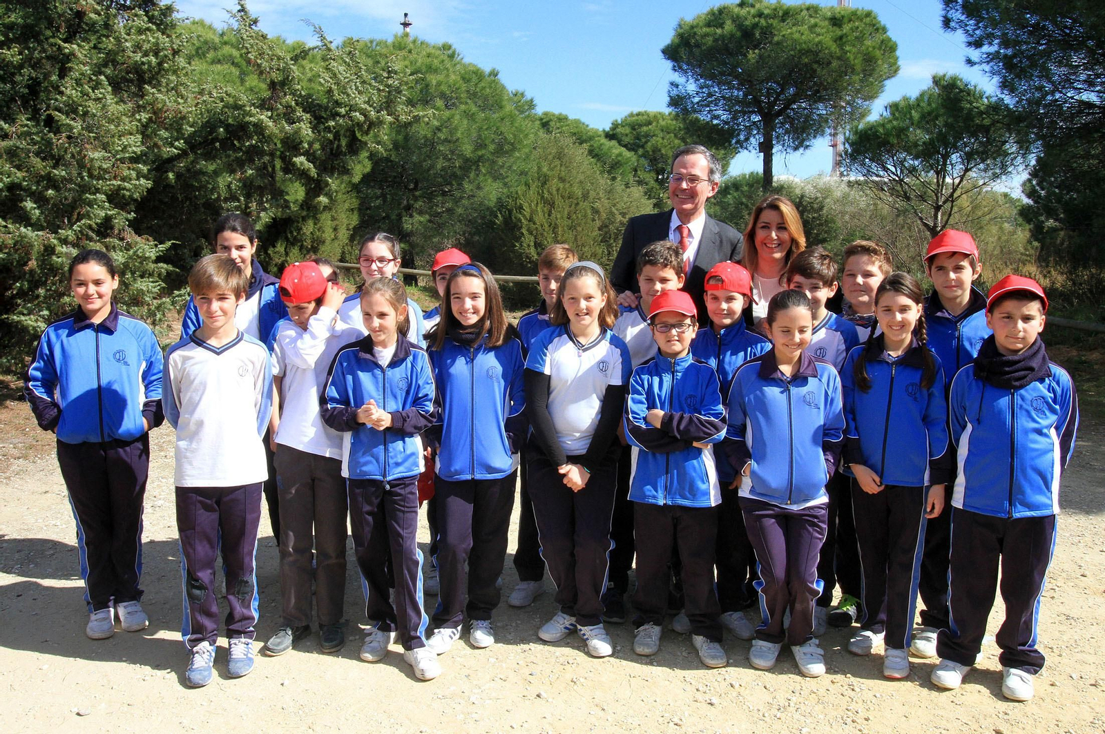 La presidenta de la Junta de Andalucía, Susana Díaz, y el consejero delegado de Cepsa, Pedro Miró, inauguran el proyecto 'Optimización de Aromáticos' de Cepsa, en imágenes