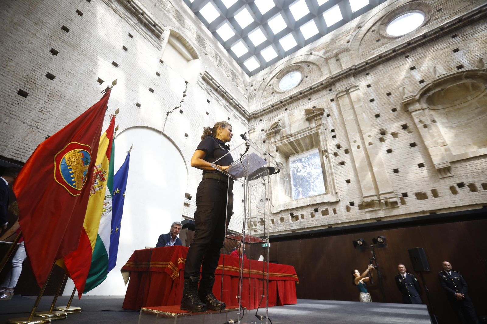 La toma de posesión de 50 nuevos agentes de Policía Local en Córdoba, en imágenes