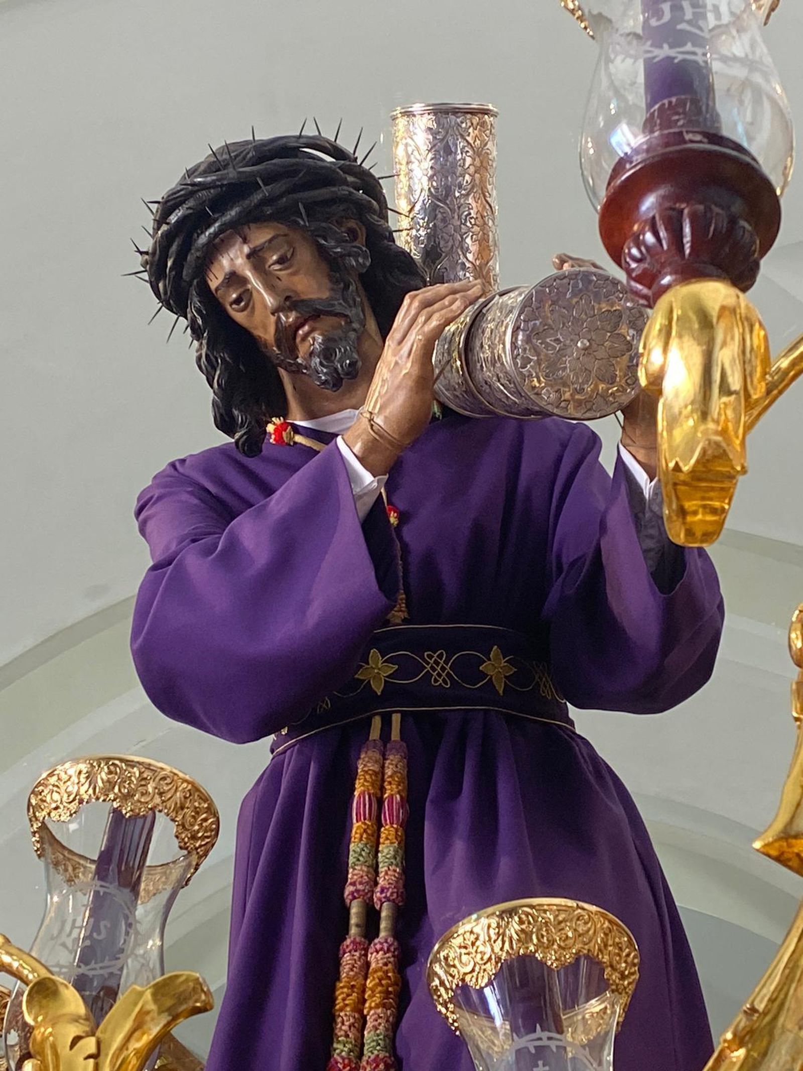 Detalles del cinturón y del cordón del Nazareno de La Rambla.