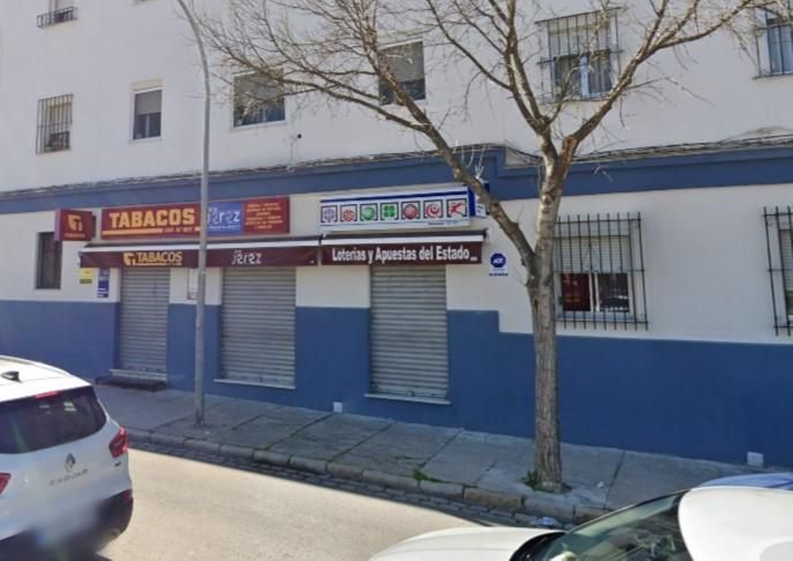 Imagen del punto de venta de loterías donde se vendió el número premiado.