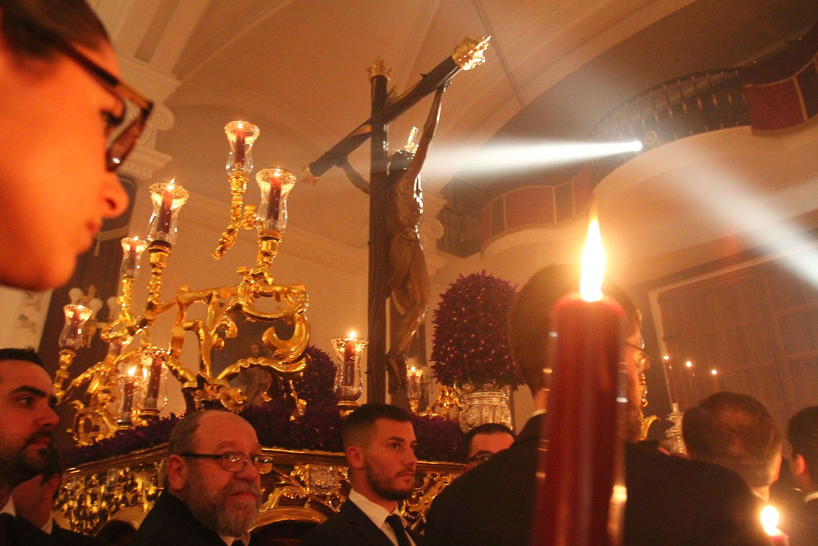 El Cristo de la Expiración preside el Vía Crucis del Consejo de Hermandades