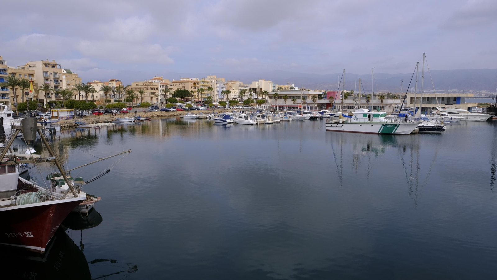 Imágenes de la inauguración de la Lonja del Puerto Pesquero de Roquetas de Mar