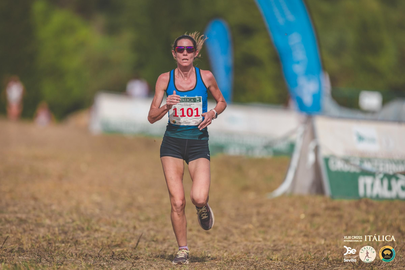 Búscate en las fotos del Cross de Itálica 2025 | 1