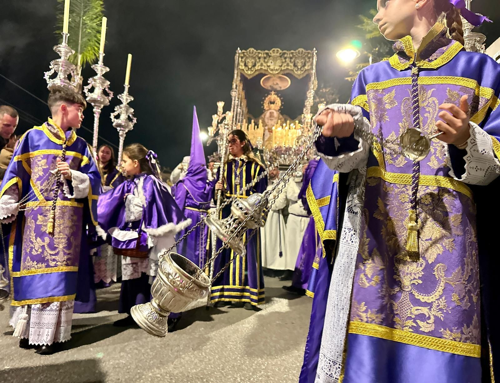 El Cautivo desfila el Miércoles Santo en Fuengirola, en imágenes