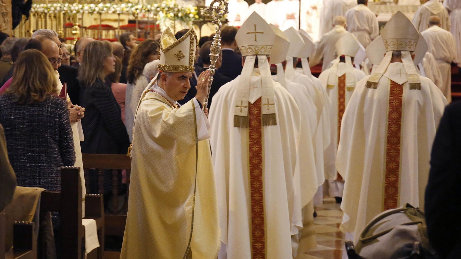 Inicio de la eucaristía para la beatificación. Inicio de la eucaristía para la beatificación.