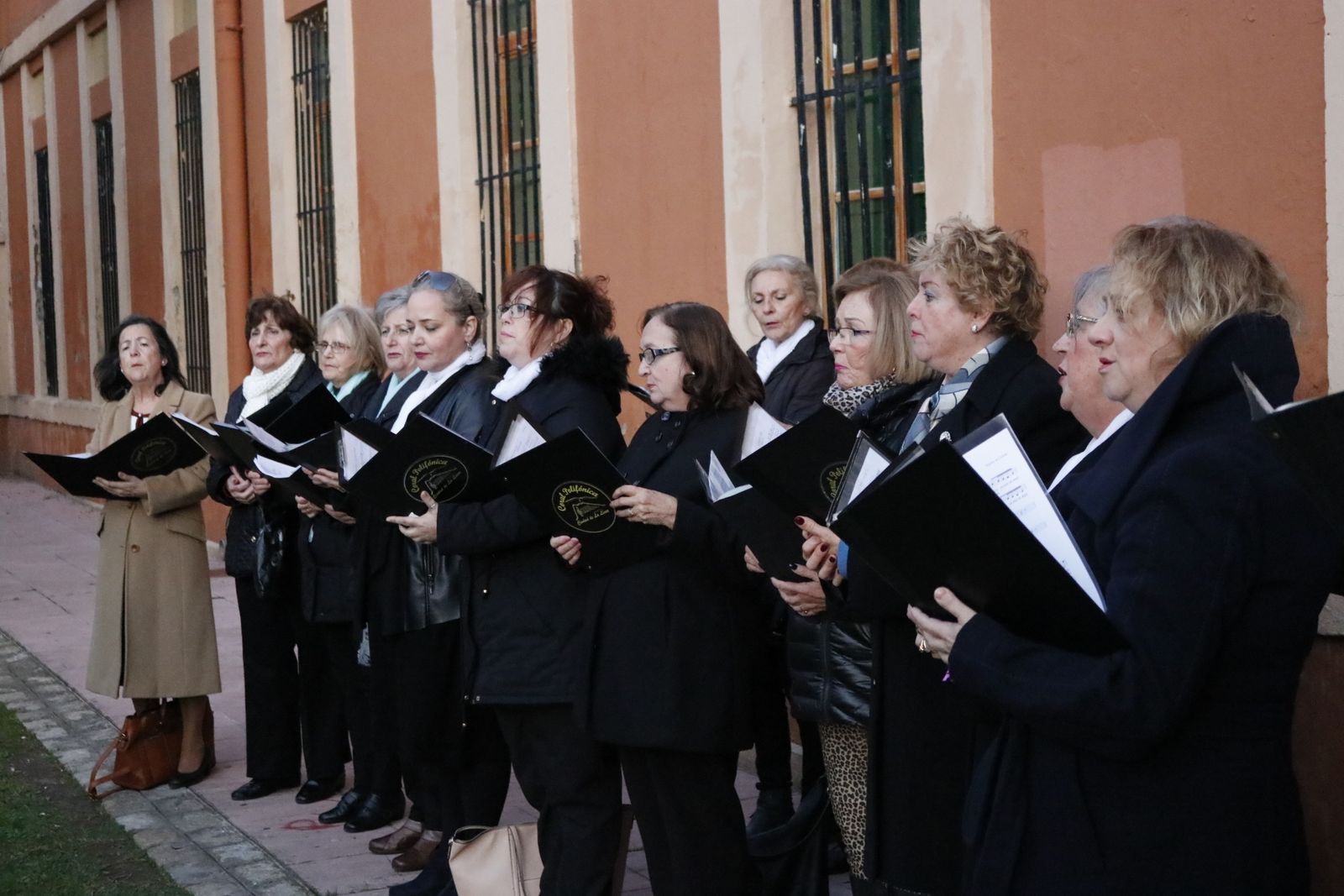 Descubrimiento del busto del Maestro Jaén