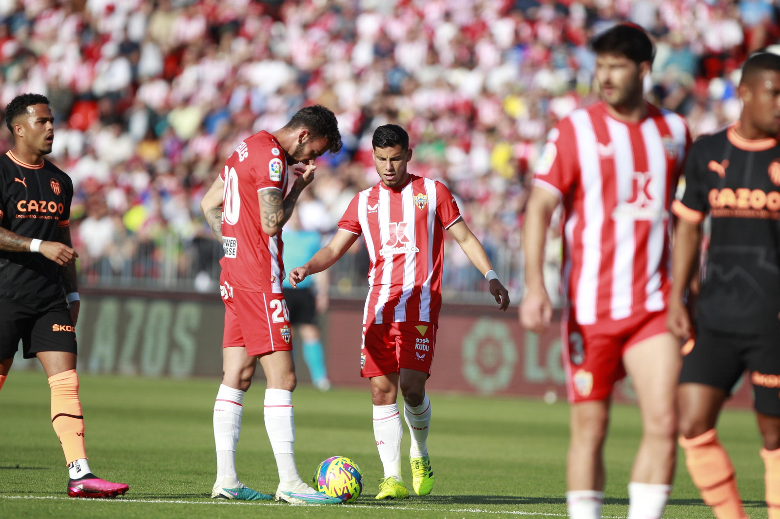 Fotogalería del partido de la Liga Santander, U.D. Almería-Valencia