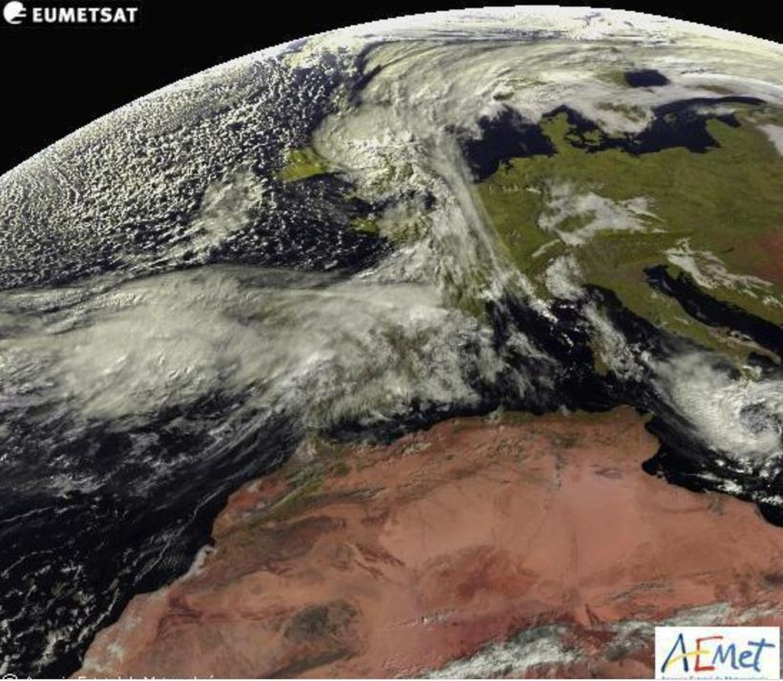 Imagen del satélite tomada esta mañana.