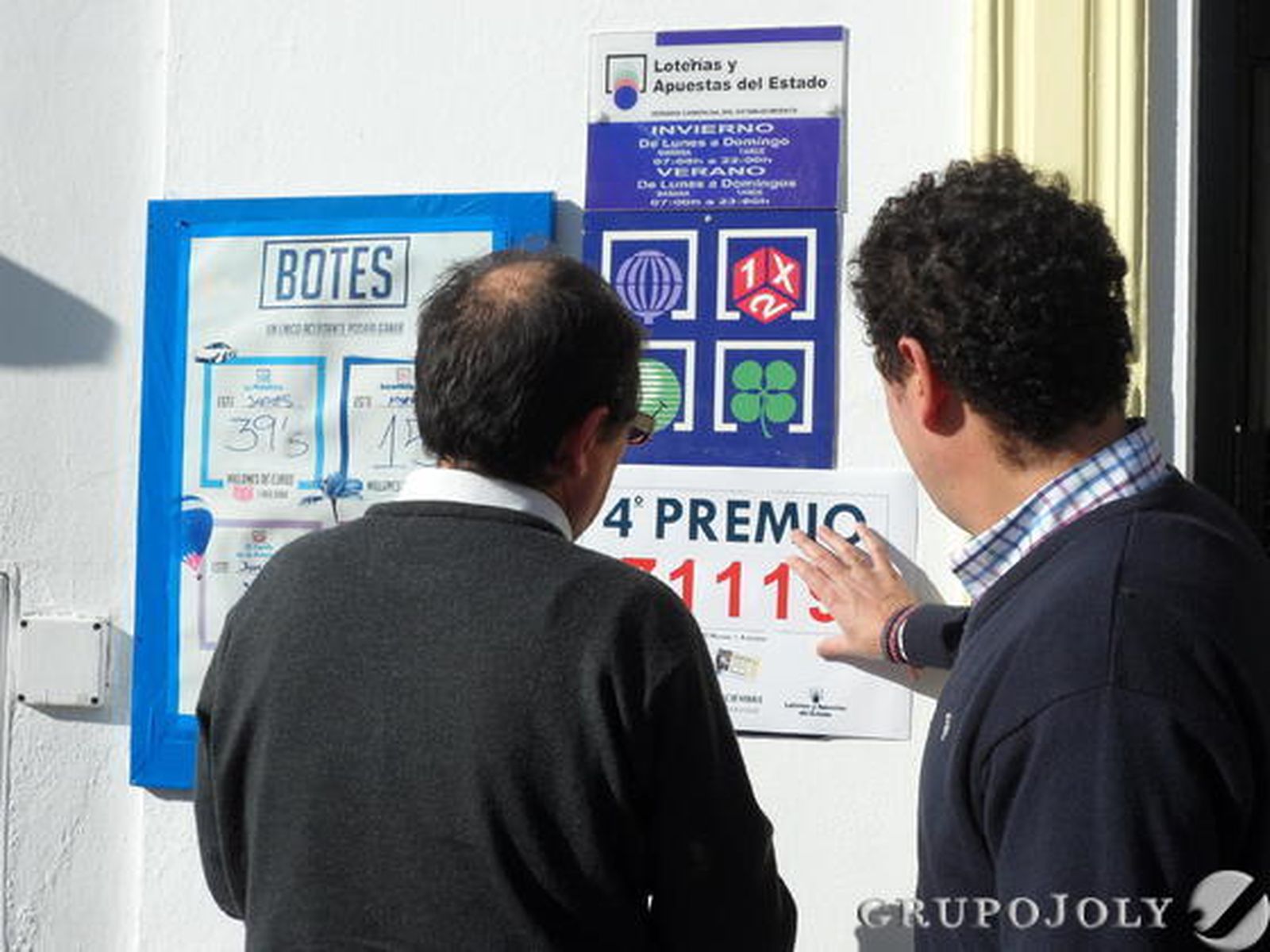 Las imágenes de una jornada de Lotería con lluvia de premios en la provincia de Huelva