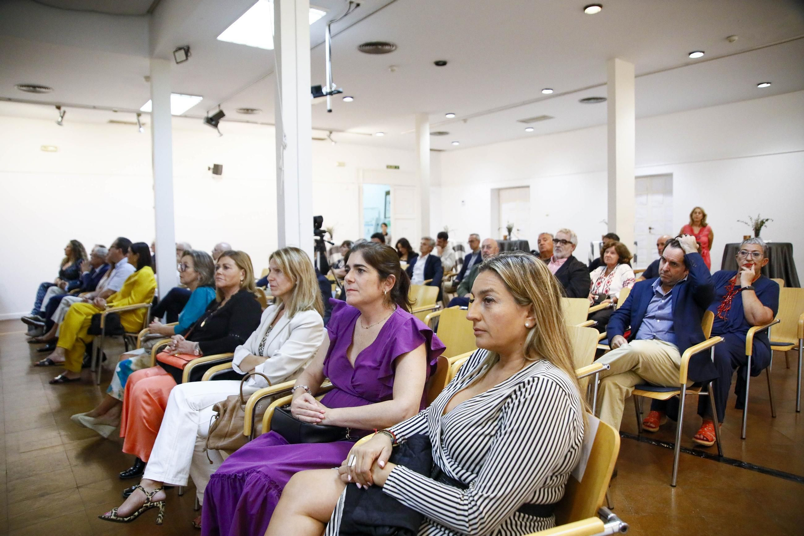 Imágenes del nombramiento como colegiado de honor a Santiago Alfonso en el colegio oficial de arquitectos de Almería