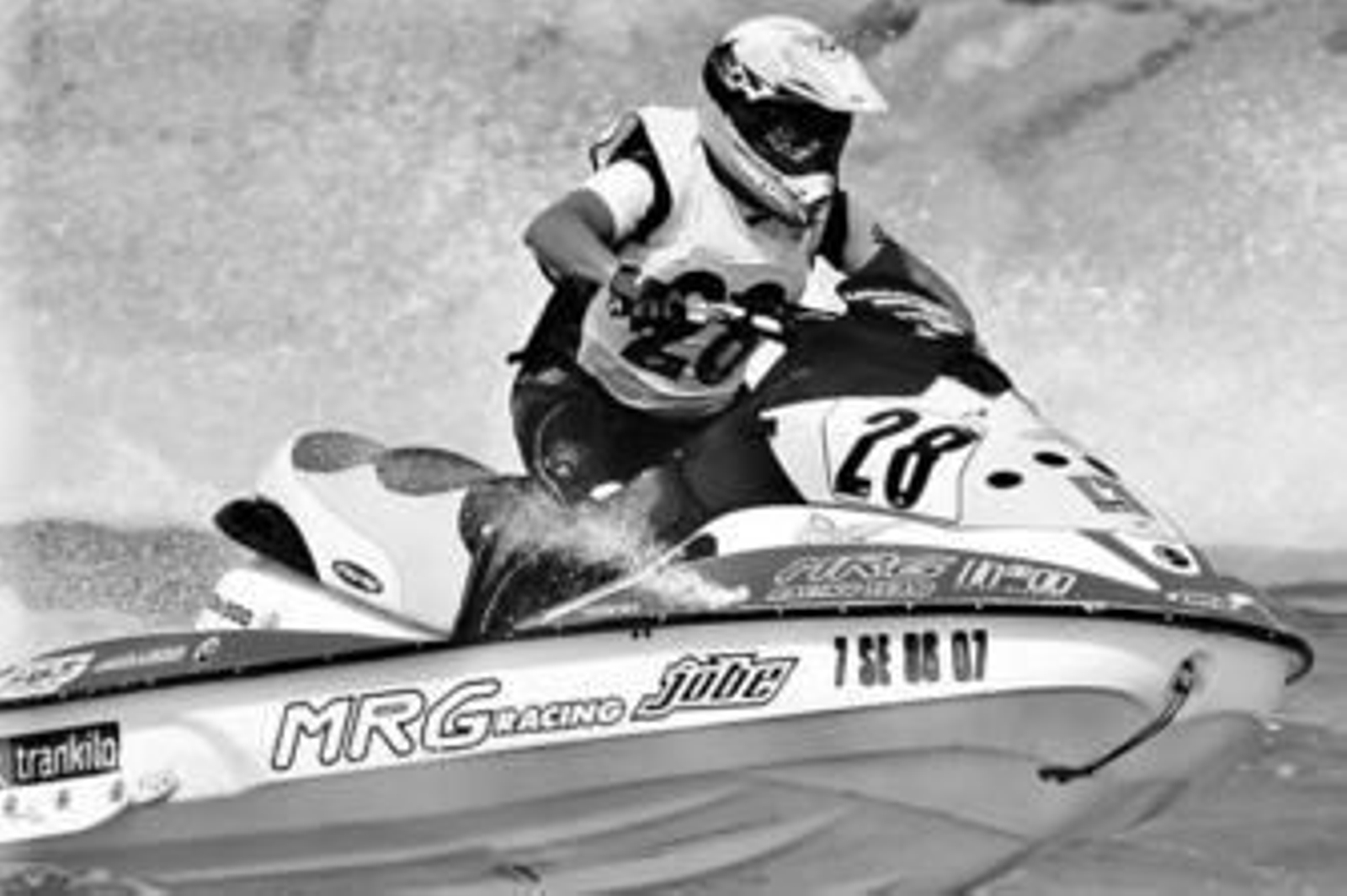 José Manuel Cruzado, con su nueva moto.