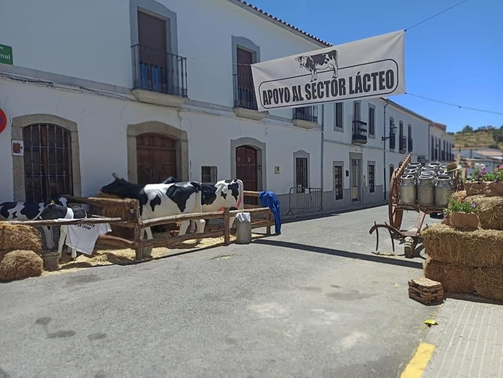 Así de bonitas lucen las calles de Villanueva del Duque con motivo de su XVII Feria de Turismo
