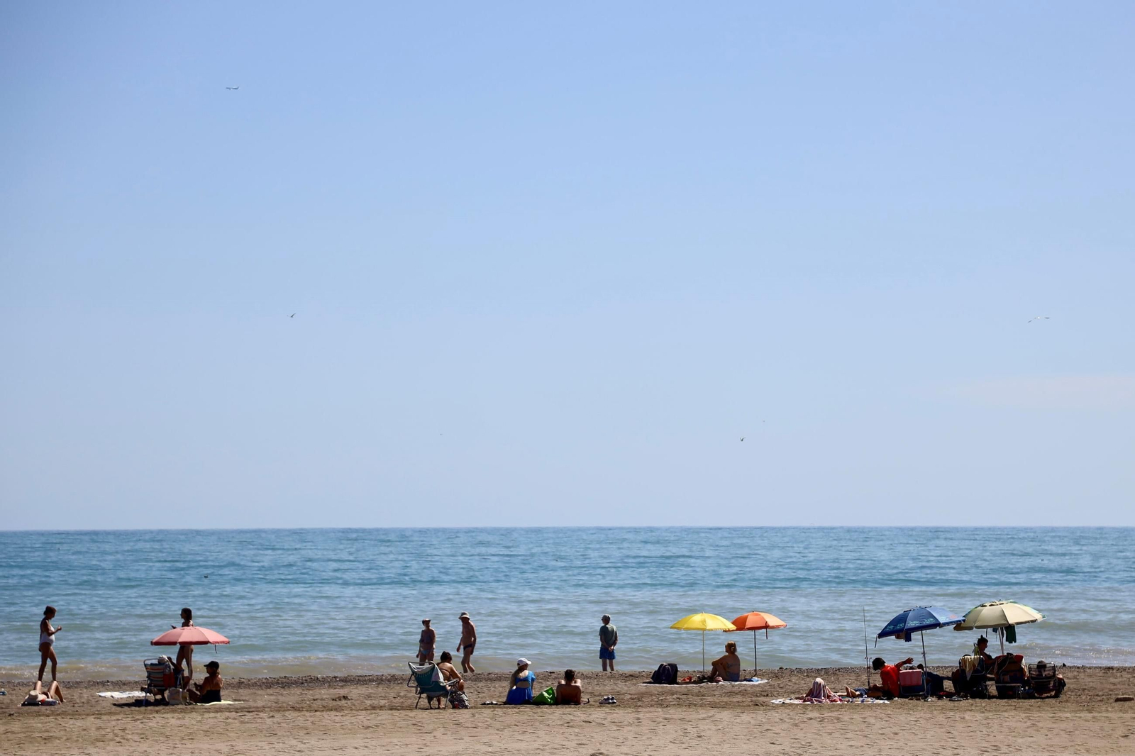 El 'veranillo' de San Miguel deja un nuevo día de playa en Málaga