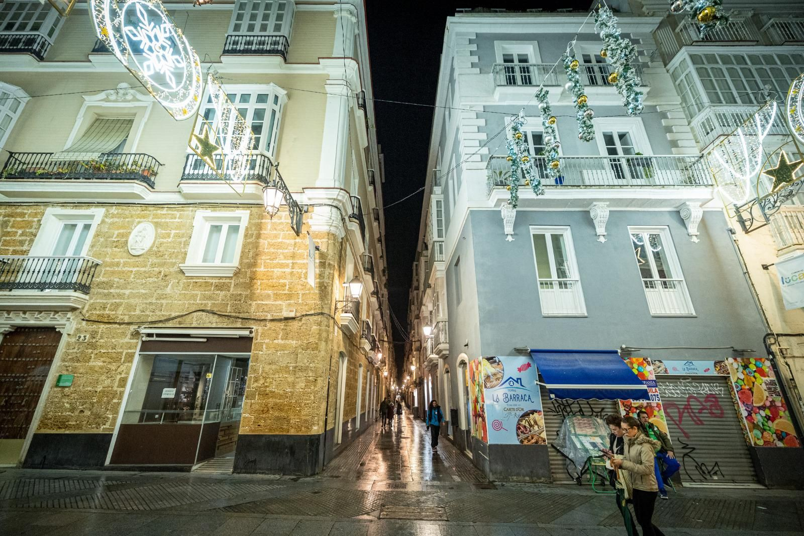 Las luces de Navidad en Cádiz, en imágenes