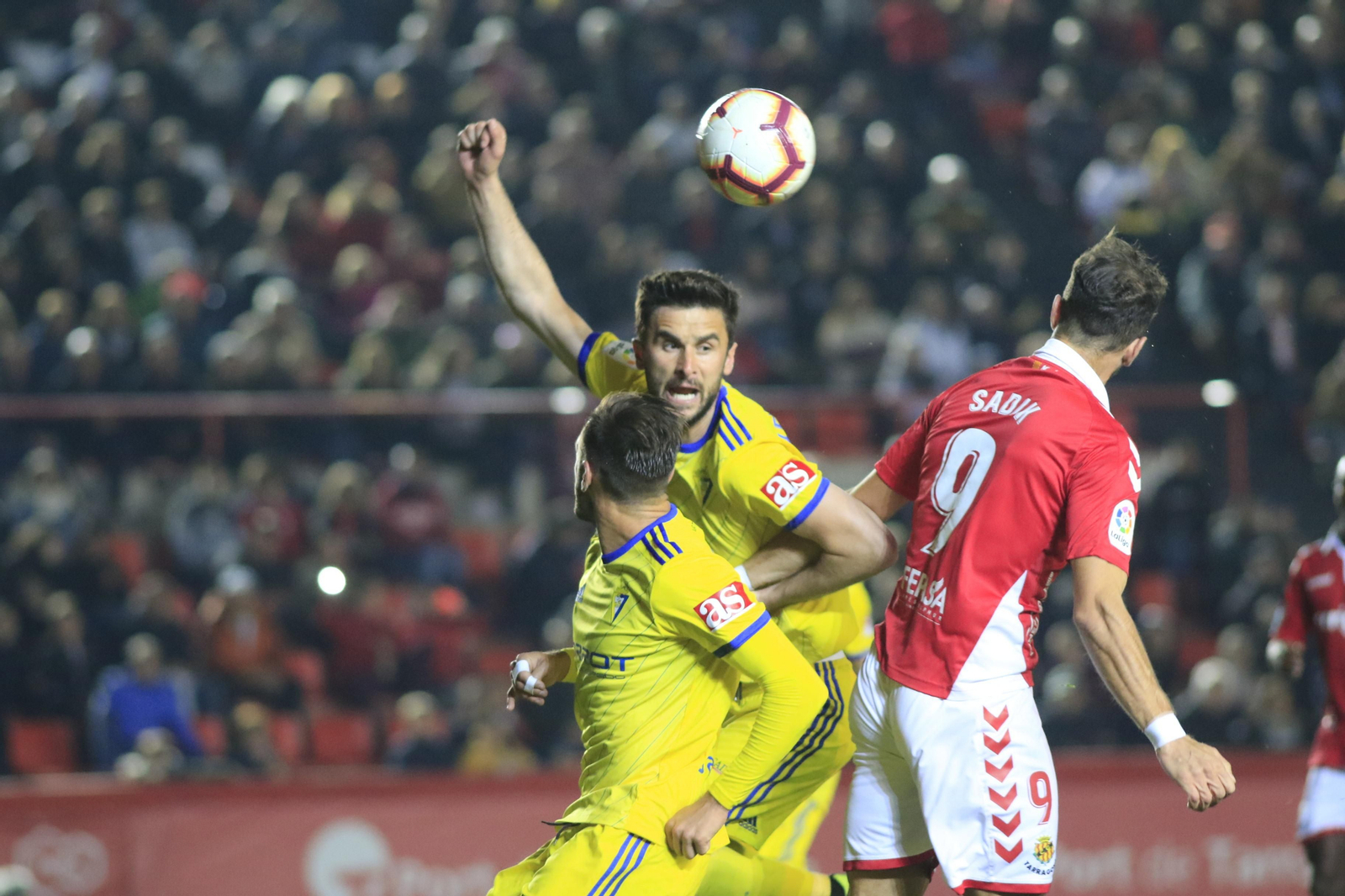 Las imágenes del Nástic - Cádiz CF