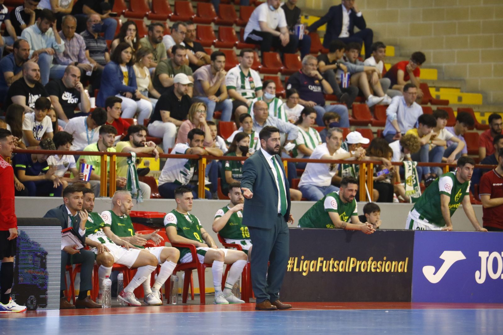 El empate del Córdoba Futsal ante el Barça, en imágenes