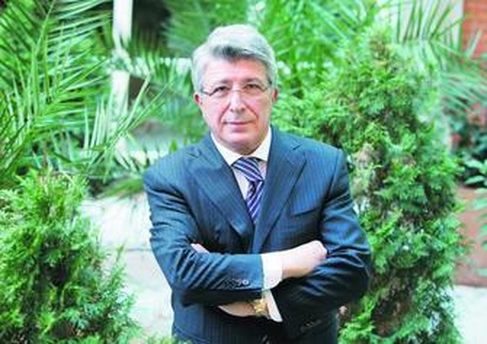 Enrique Cerezo destaca "el colorido" de la provincia