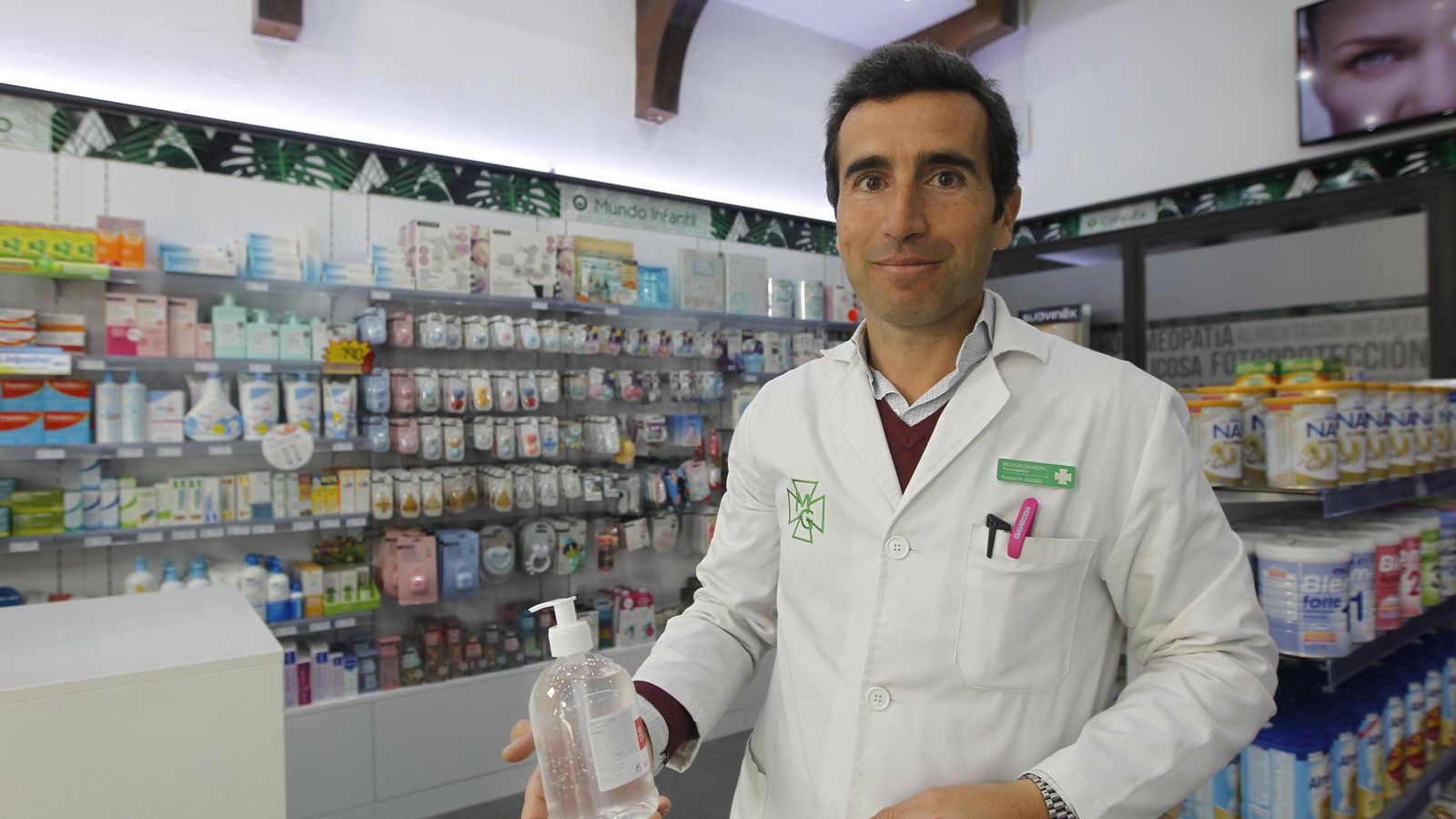 Miguel Gallego, farmacéutico de Almería, de la calle Javier Sanz