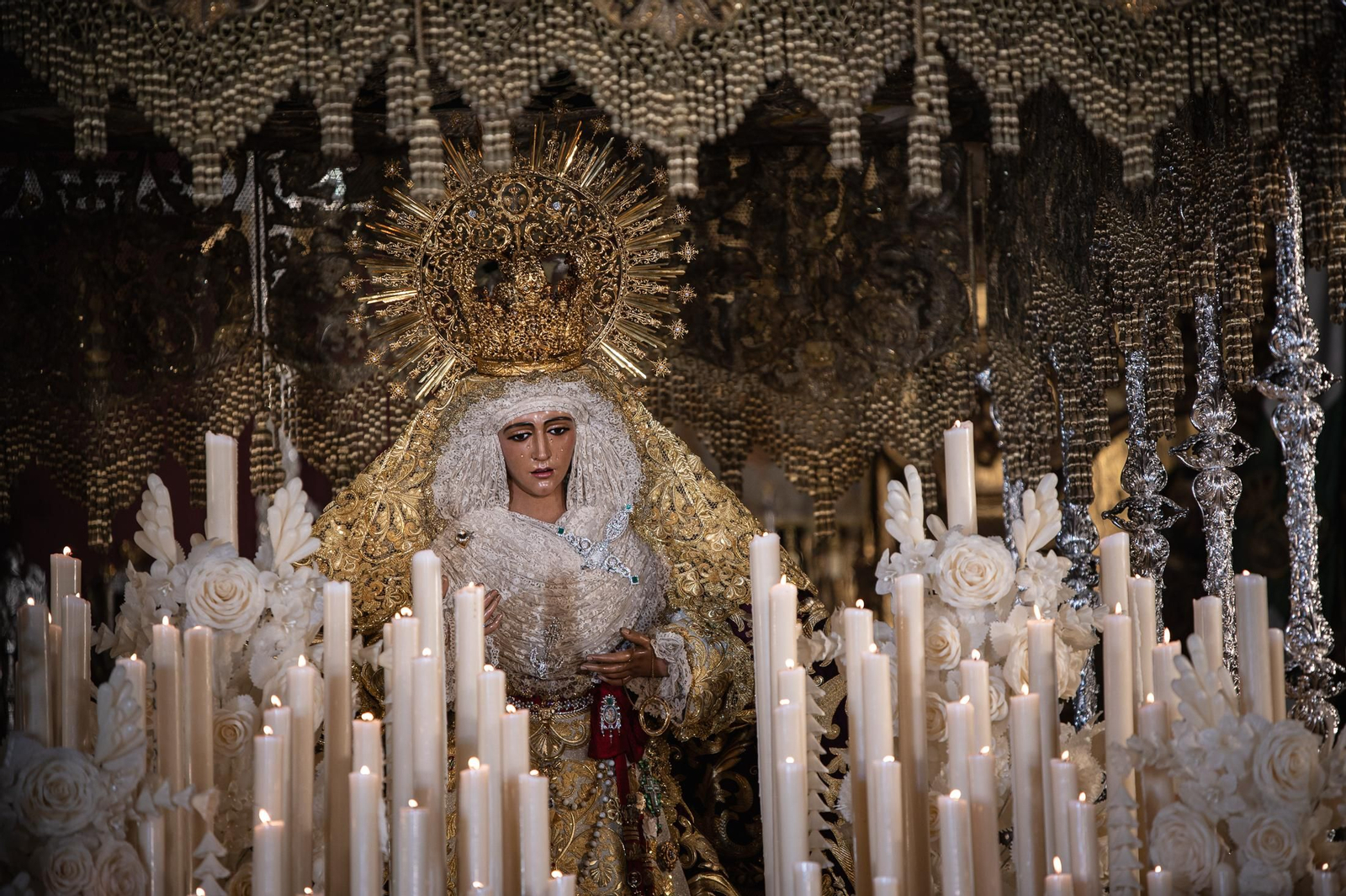 Las imágenes de la Hermandad de la Esperanza de Triana en la Semana Santa de Sevilla 2024
