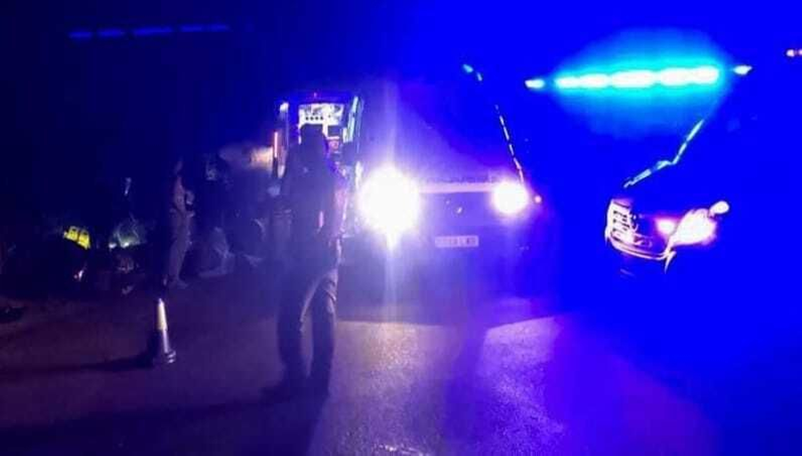 Imagen de la Policía Local en el lugar del siniestro.