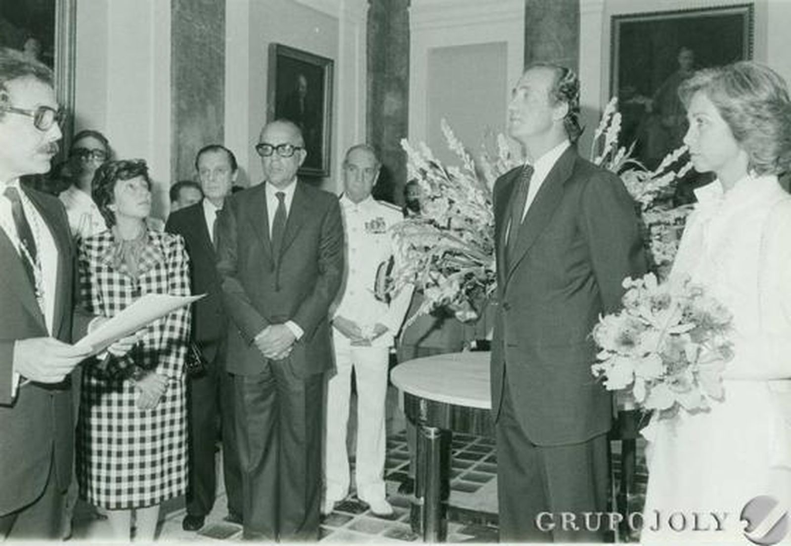 En el Ayuntamiento, con Carlos Díaz y el presidente Leopoldo Calvo-Sotelo./Kiki