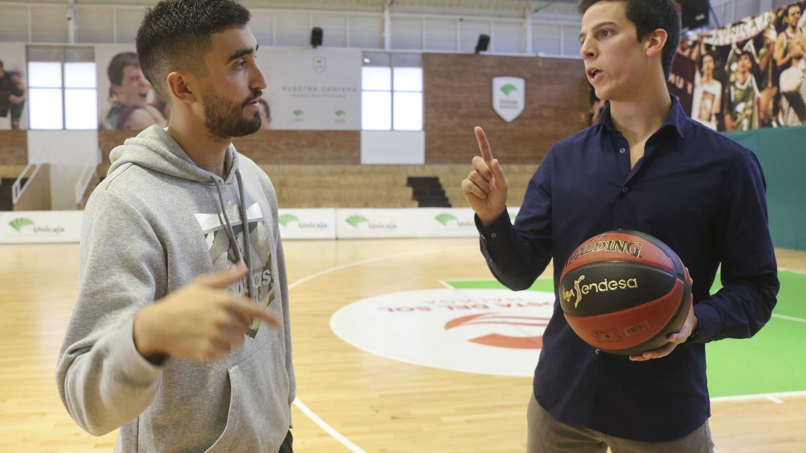 Jaime Fernández y Luis Conde departen en Los Guindos.