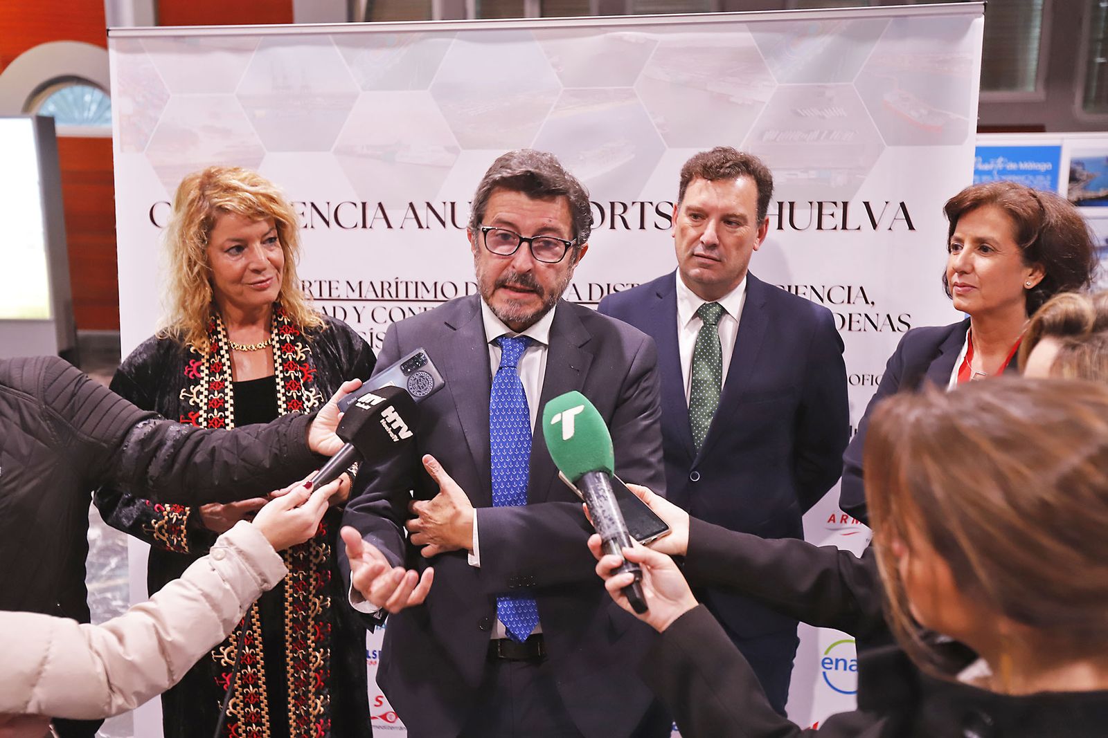 Imágenes de la conferencia anual sobre 'Transporte Marítimo de Corta Distancia eficiencia, sostenibilidad y conectividad al servicio de las cadenas logísticas marítimo-terrestres'