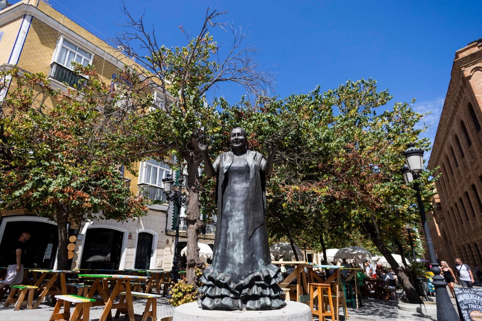 Así es la calle Plocia de Cádiz, a la que la ONCE dedica el cupón del lunes 10.