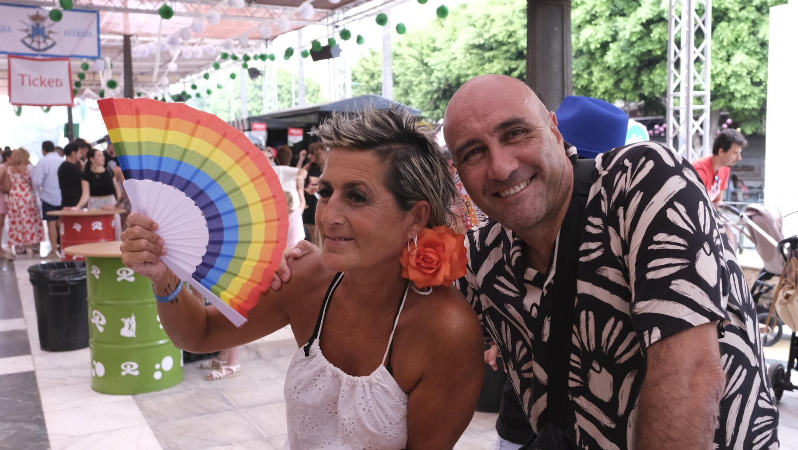 Los almerienses disfrutan del lunes en la Feria del Mediodía