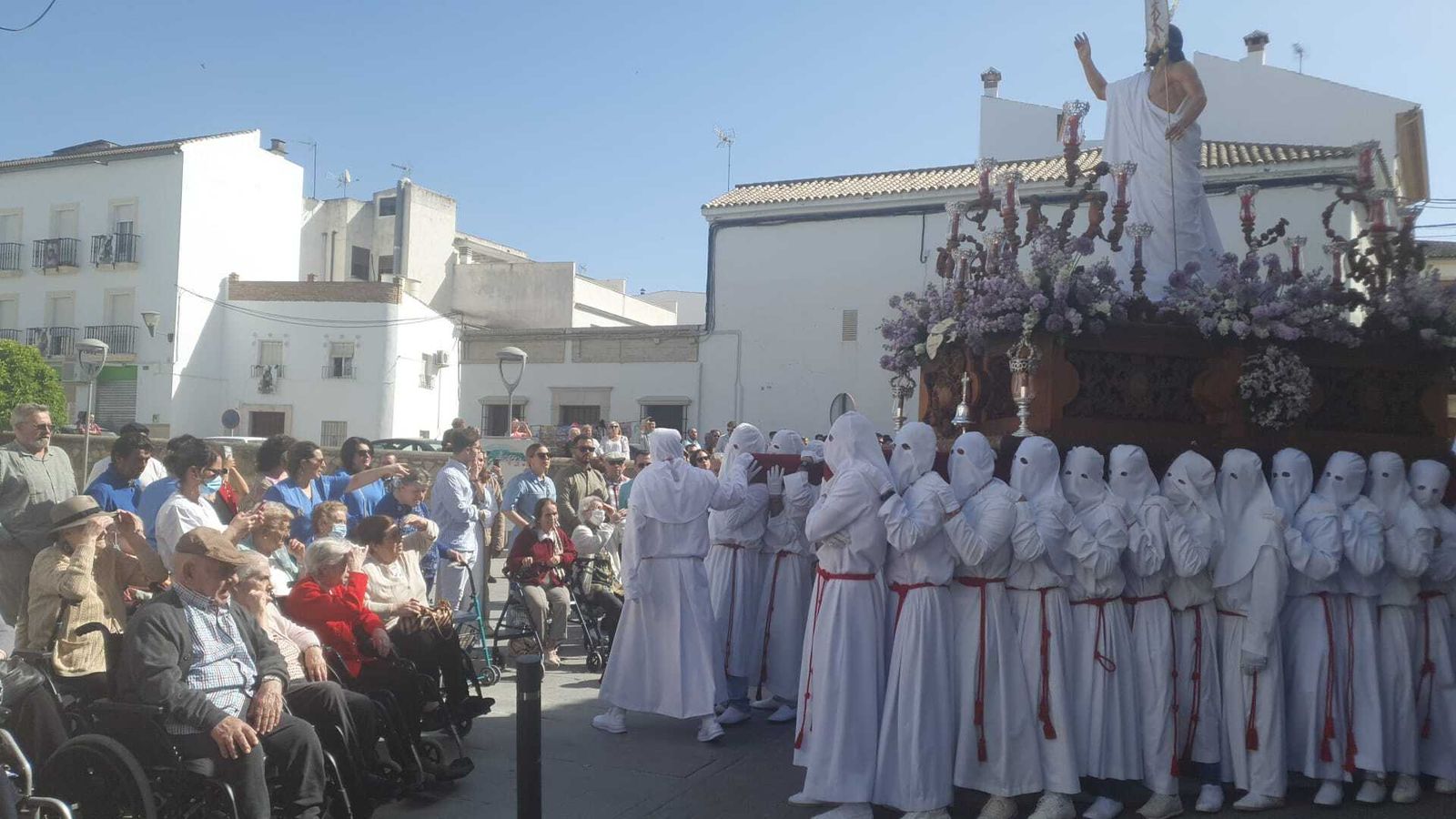 La procesión del Resucitado de Castro del Río, en imágenes