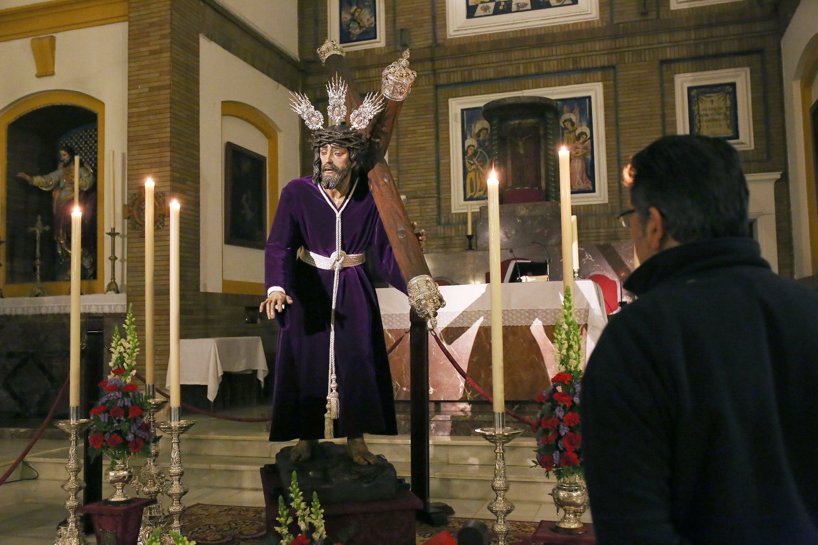 El Señor de las Misericordias volvió a su parroquia de Santa Ana