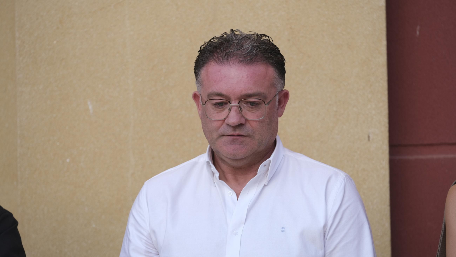 Las fotos de la masiva concentración por el asesinato de Antonio Campos en Berja