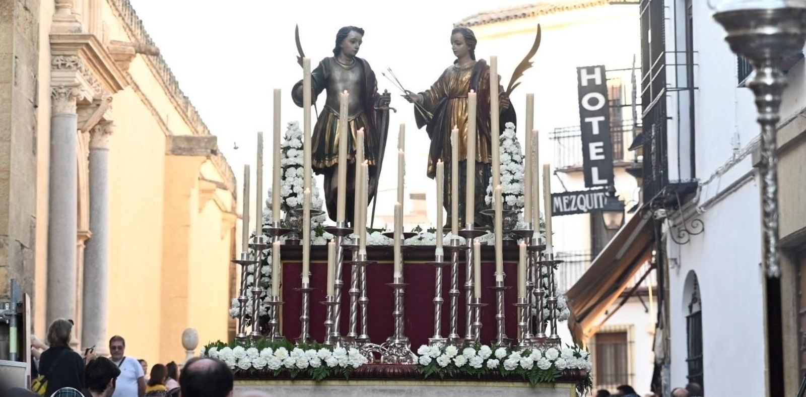 San Acisclo y Santa Victoria, durante la peregrinación del año pasado.
